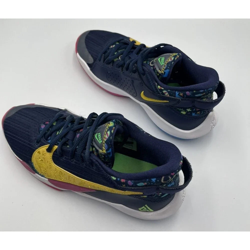 Nike Zoom Freak‎ 2 Superstitious CT4592-400 GS Size 5.5Y / Womens 7 Giannis